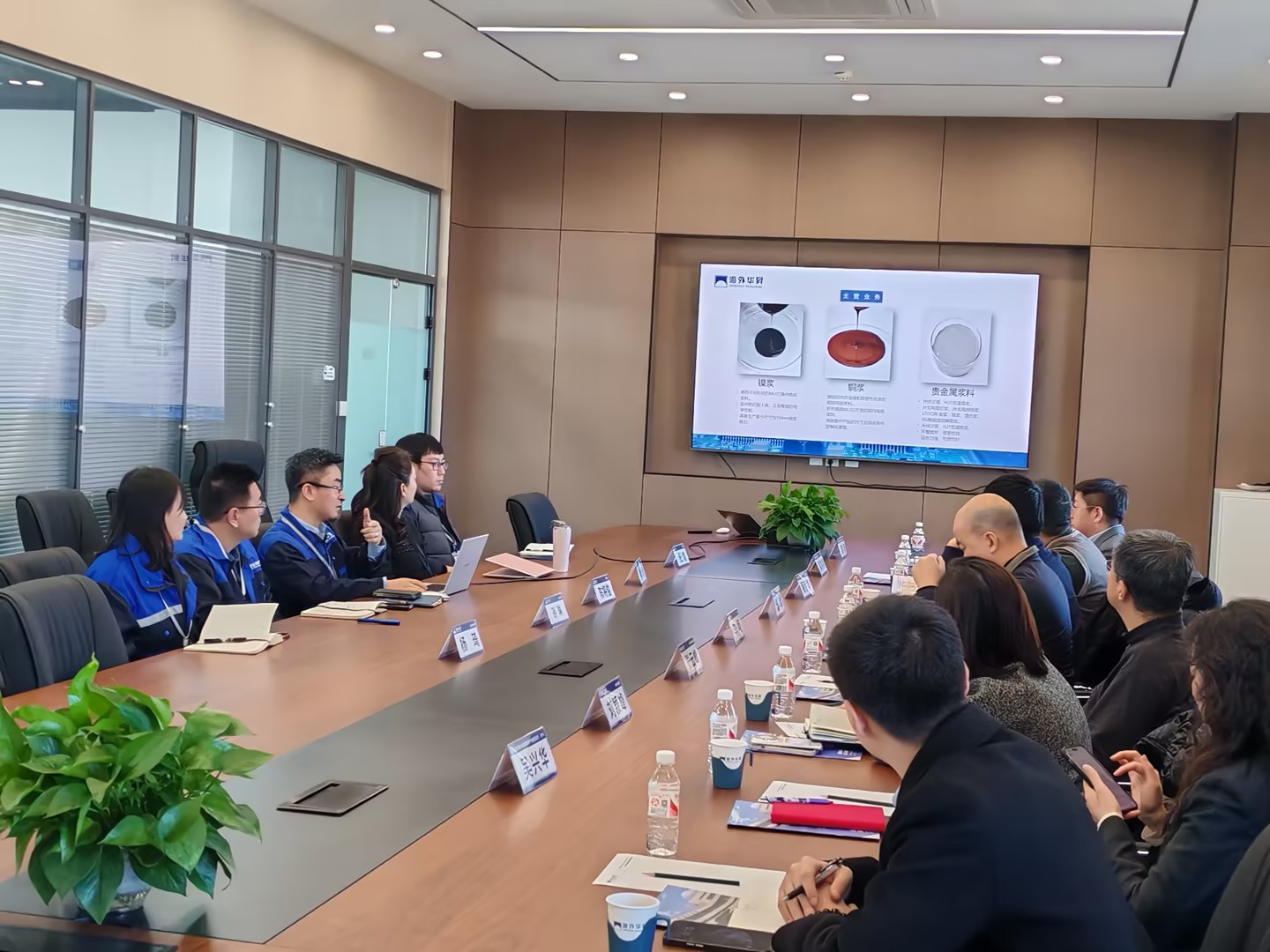 Z6尊龙凯时迎来商界向导莅临指导